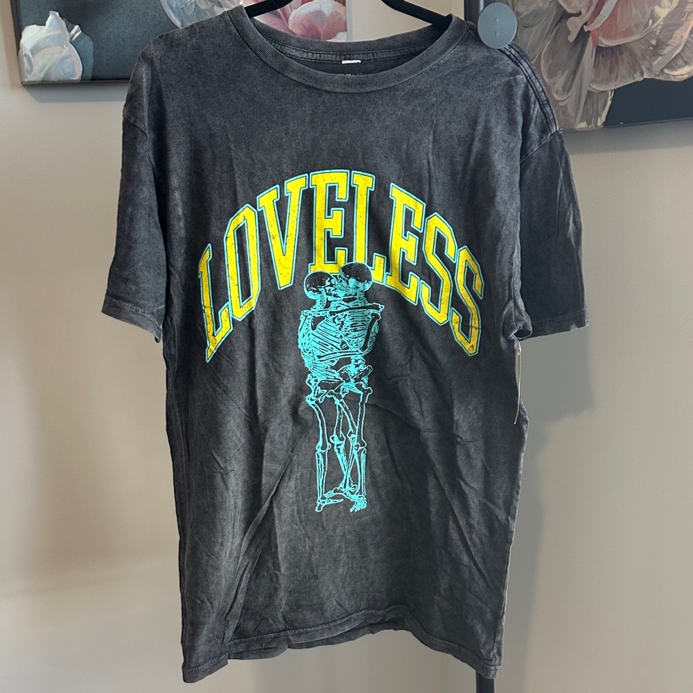 Nova Men Graphic Tee